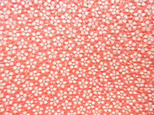  小花尽くし模様小紋着物